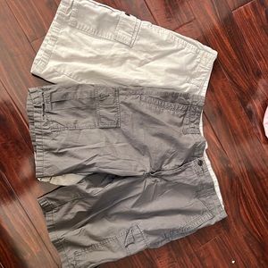 Two pairs Dockers brand cargo shorts size 34